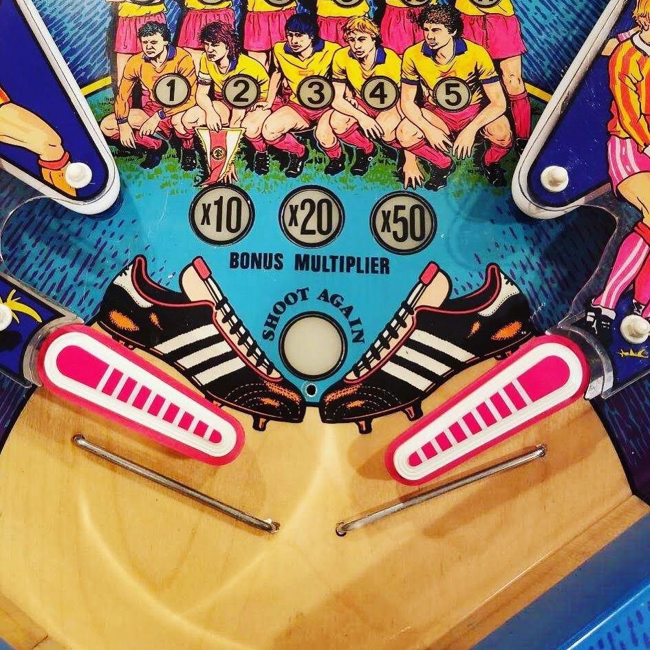 Zaccaria’s Soccer Kings & Pinball Champ flipper bat topper MODs